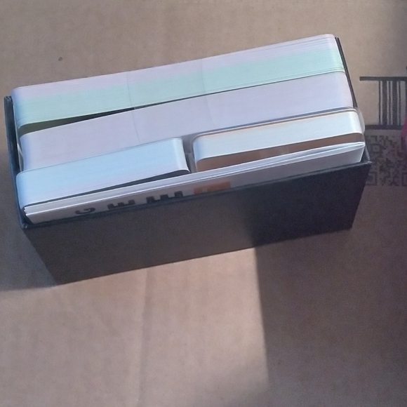 Nothing to See Here an Outrageous Storytelling Game for Adults - Picture 3 of 3